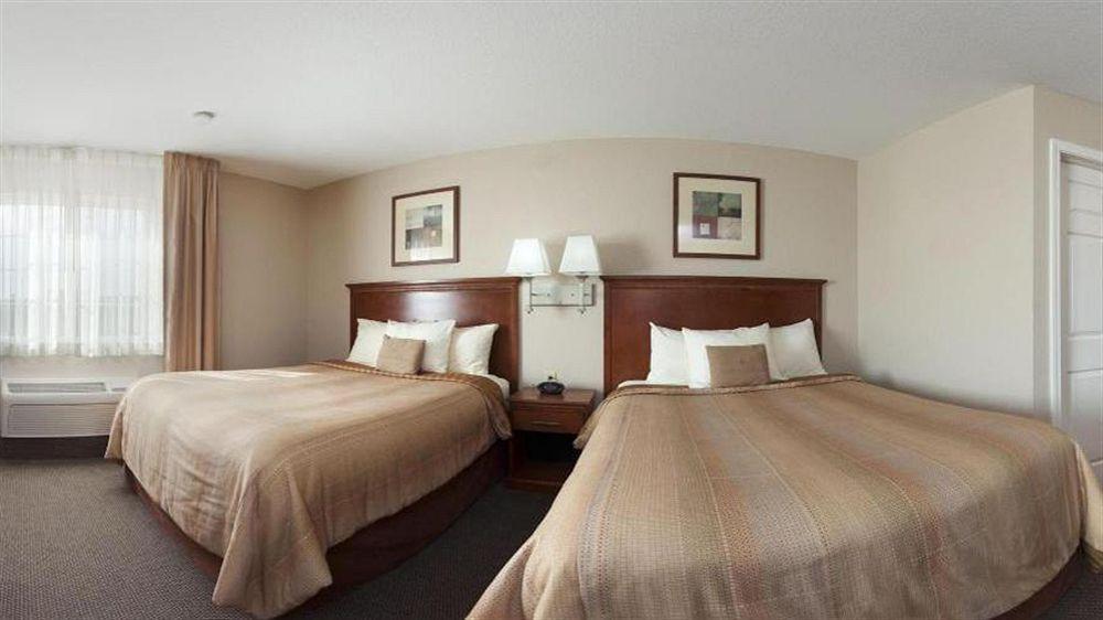 Candlewood Northwest By Ihg Hotel Indianápolis