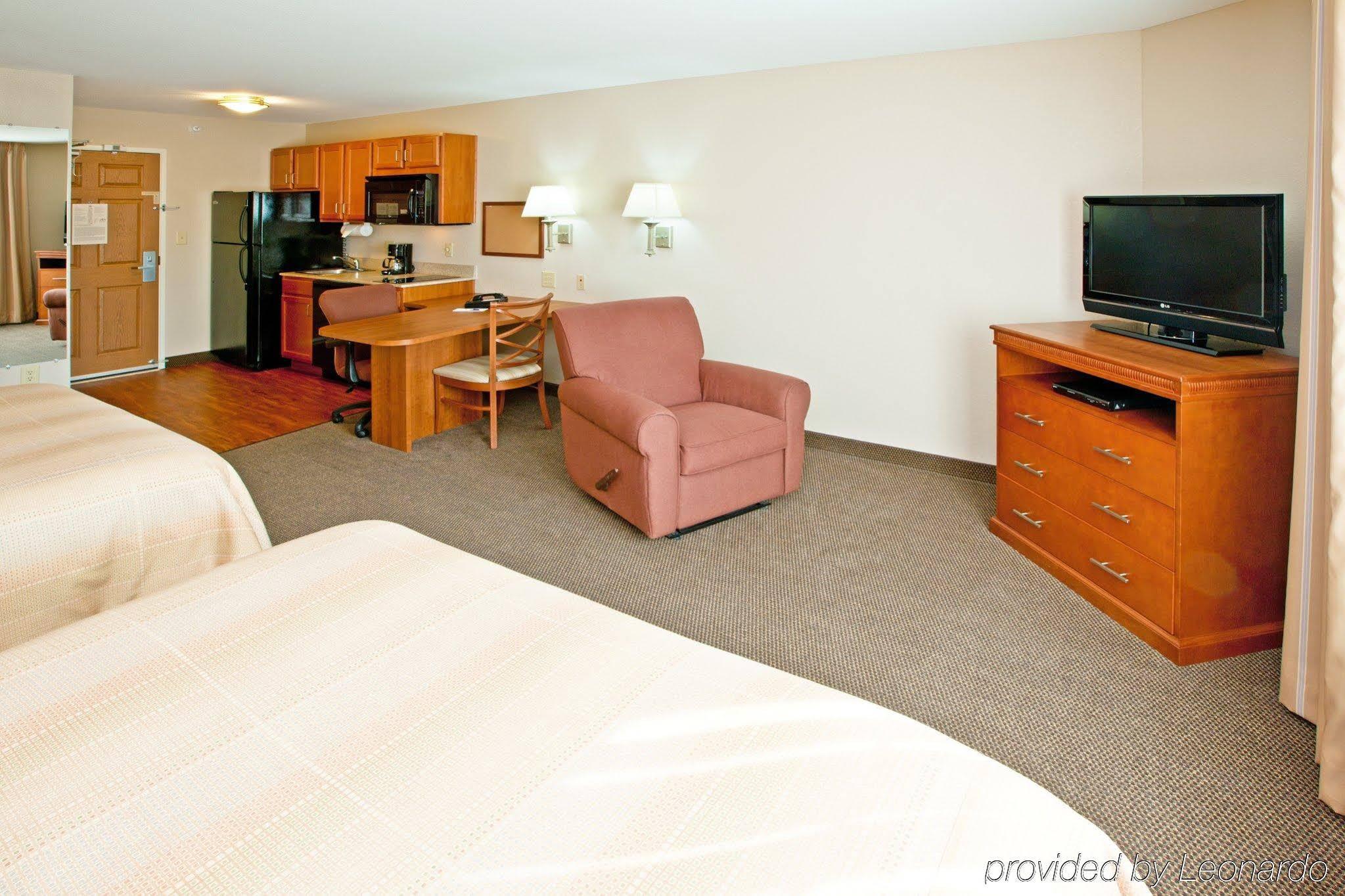 Hotel Candlewood Northwest By Ihg Indianapolis